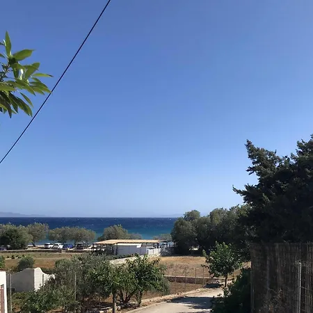 Authentic House With Private Shaded Garden - 50m From Glyfa * Aspro Chorio