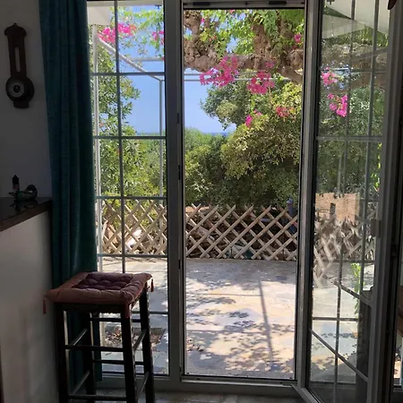 House 50m From Glyfa In Paros - Spacious 2br With Private Garden アパート *