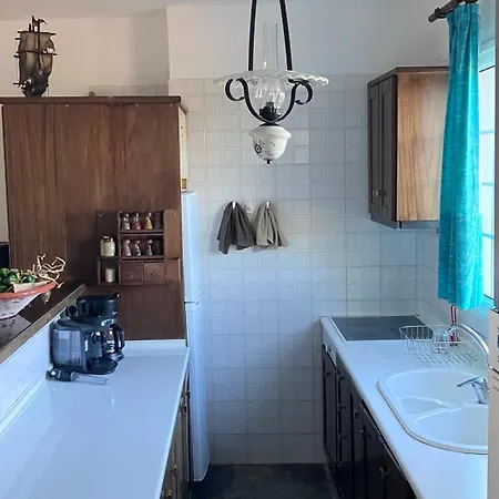 House 50m From Glyfa In Paros - Spacious 2br With Private Garden *