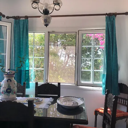 Apartment House 50m From Glyfa In Paros - Spacious 2br With Private Garden Aspro Chorio
