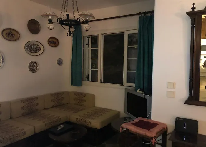 Summer House By The Sea Apartment Aspro Chorio